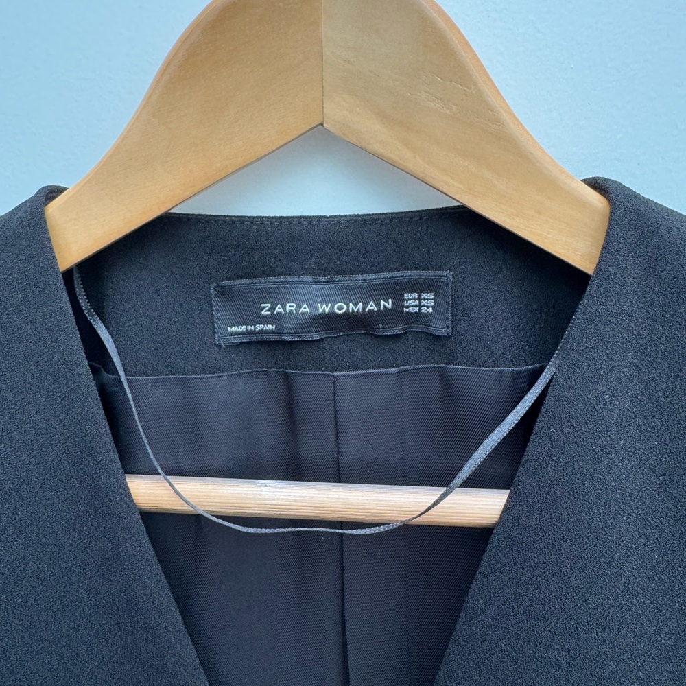 Zara Ruffled Blazer - Picture 2 of 3